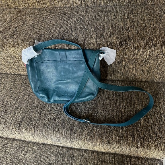 Beautiful White Stuff Leather Teal Crossbody Bag - New with Tags. - Picture 3 of 12